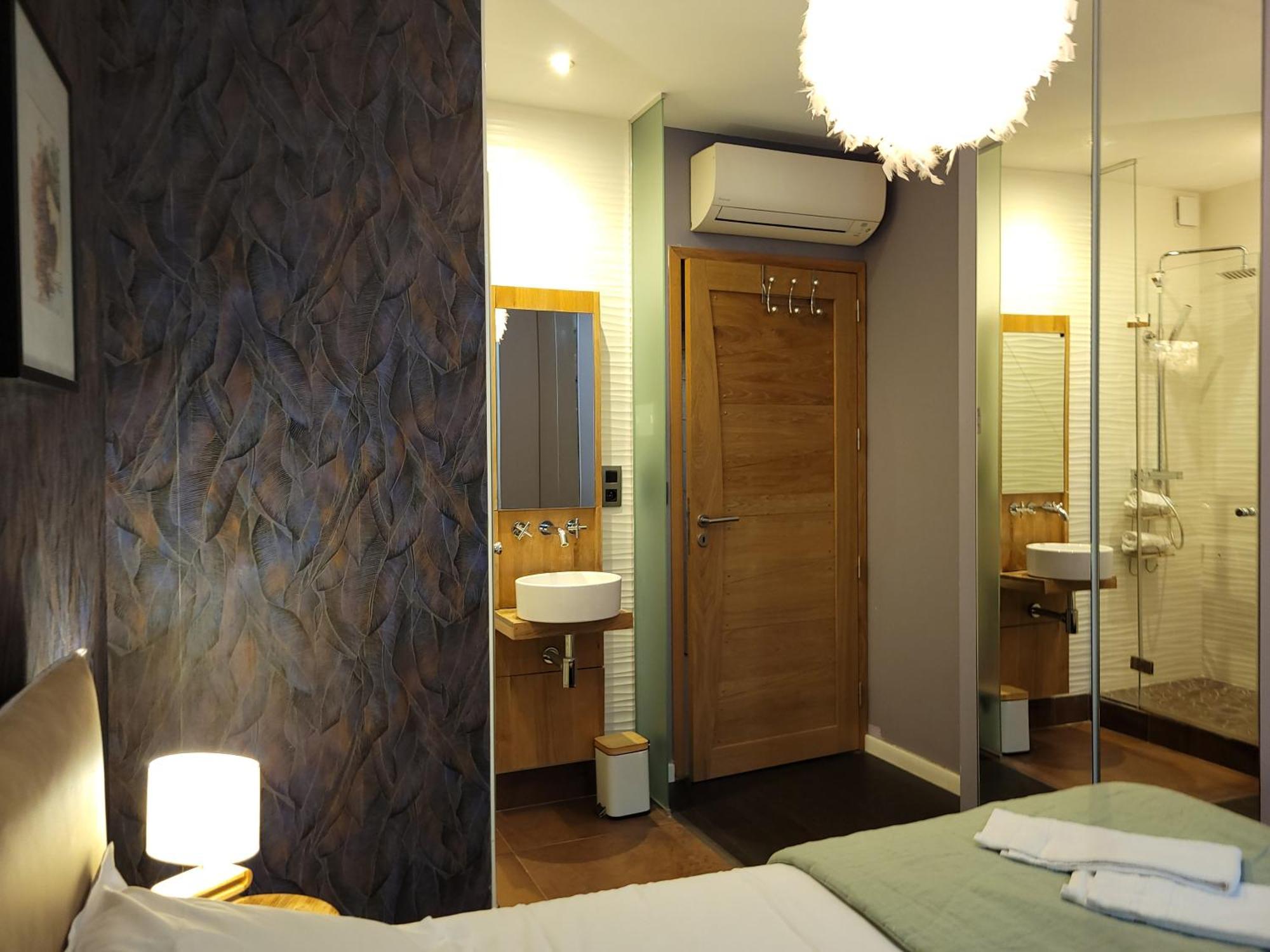 L'Eau Vive Jacuzzi Et Sauna En Vieille Ville 5 Annecy Exteriér fotografie